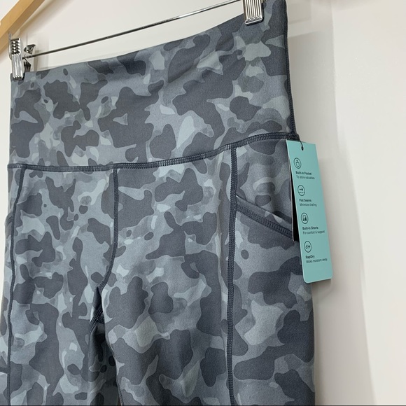 Ideology Camo Print Athletic Bike Shorts In Stadium Gray Nwt Size Small - Picture 3 of 14